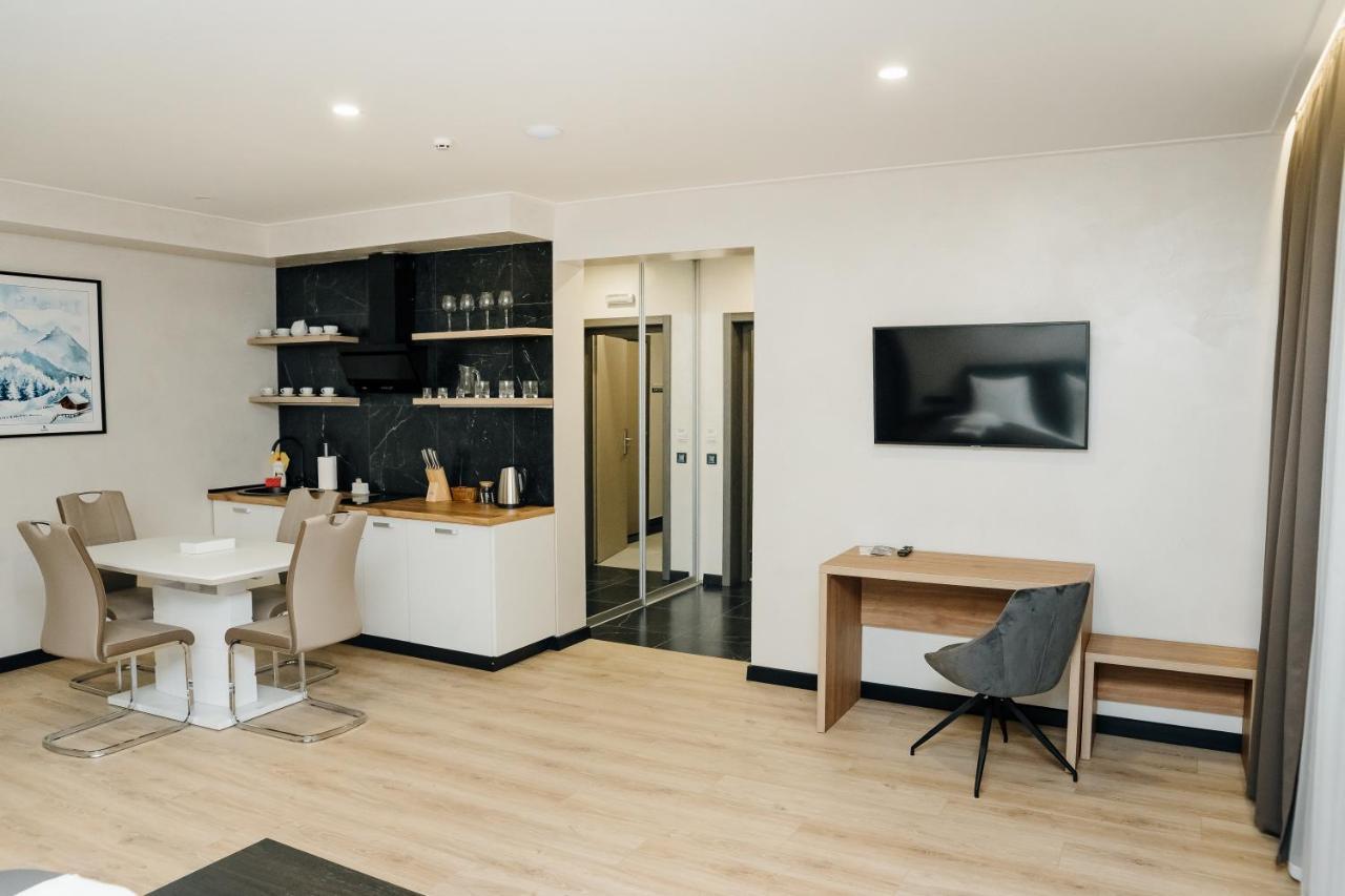 Westhills Cottage Town & Spa Буковель Экстерьер фото